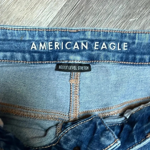American Eagle Next level stretch distressed jeans - Picture 2 of 7